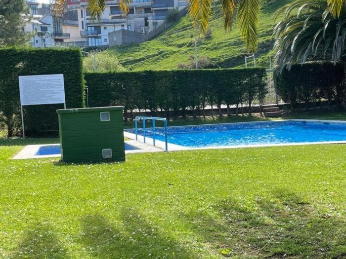 Piscina Comunitaria Y Parking En Mogro Apartment ภายนอก รูปภาพ